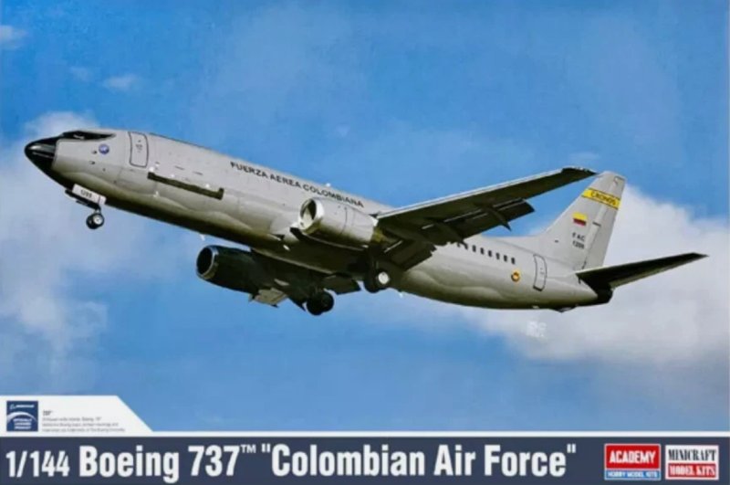 Academy 12639 - 1/144 Colombian Air Force Boeing 737