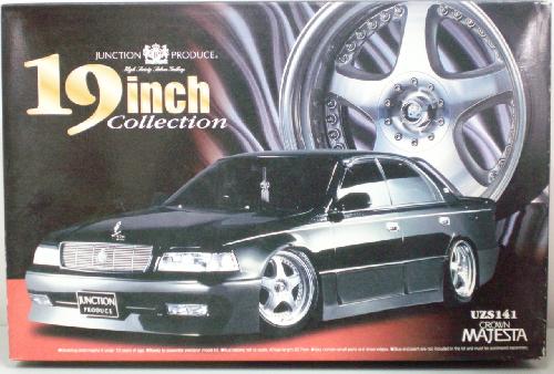 Aoshima #AO-26779 - 1:24 19Inch Junction Majesta Limited Edition(Model Car)