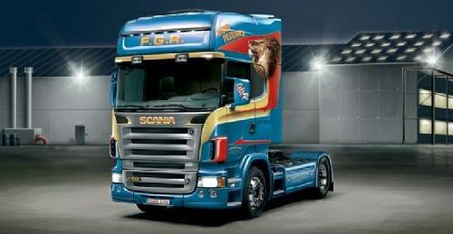 Italeri 3829 - 1/24 Scania R 500 V8 Topline