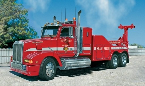 Italeri 3843 - 1/24 L.A. Fire Dept. Recovery Truck