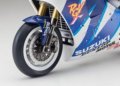 alt="Kyosho 34935T1 - 1/8 S.R.T. SUZUKI RGV- 1992 Kit EP Motorcycles Hanging On Racer" title="Kyosho 34935T1 - 1/8 S.R.T. SUZUKI RGV- 1992 Kit EP Motorcycles Hanging On Racer"