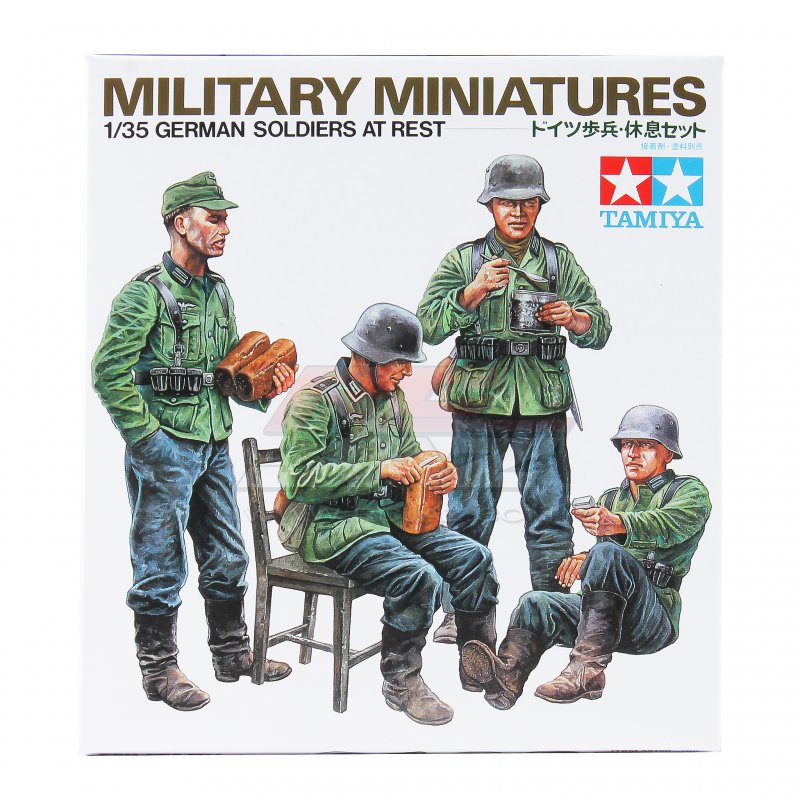 Tamiya 35129 - 1/35 German Soldiers at Rest Kit - CA229