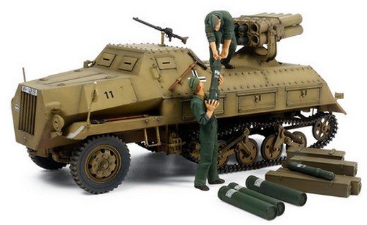 Tamiya 37017 - 1/35 German Self-Propelled Rocket Launcher Sd.Kfz.4/1 Panzerwerfer Type42