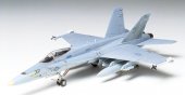 Tamiya 60702 - 1/72 WB F/A-18 Hornet
