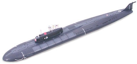 Tamiya 31906 - 1/700 RUSSIAN SSGN KURSK (OSCAR II CLASS)