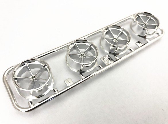 Tamiya 9004485 - Large Diameter Narrow Lightweight Wheel (Silver Plated) 15368