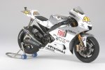 Tamiya 14120 - 1/12 Scale YZR-M1 09 Fiat Yamaha Team - Estoril Edition