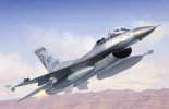 Trumpeter 03920 - 1/144 F-16B/D Fighting Falcon Block15/30